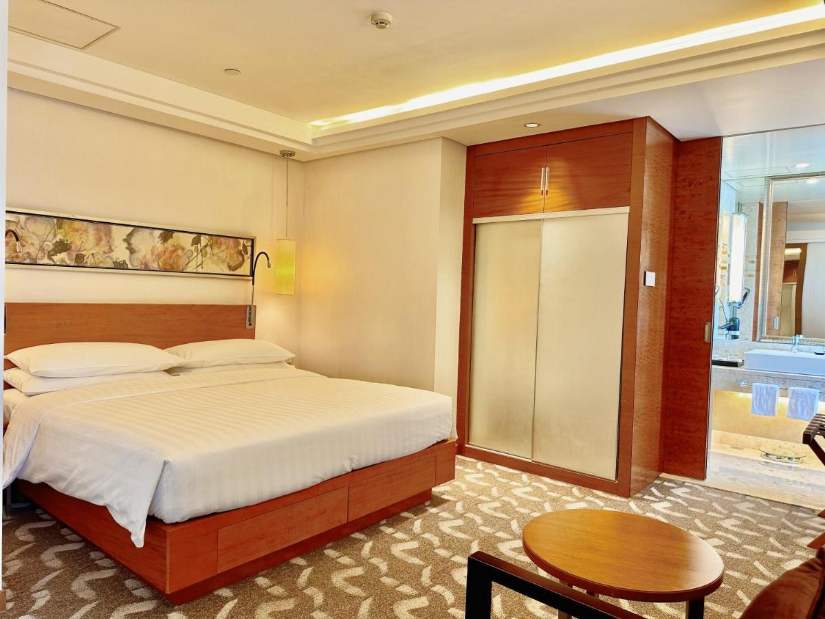 Swissotel Foshan, Guangdong - Free Shuttle To Canton Fair Exterior photo